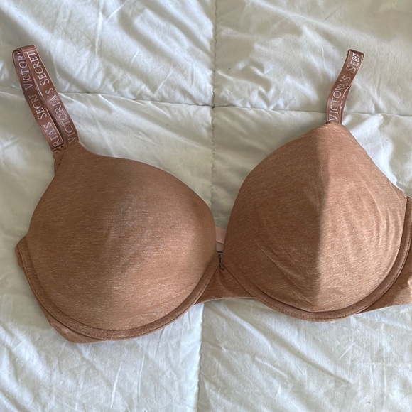 Victoria Secrets 36dd bra - Picture 1 of 3